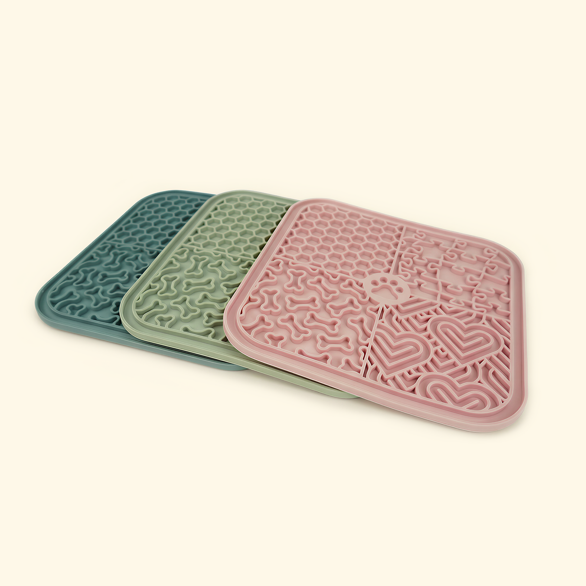 Non-slip suction slow feeder mat for messy eaters