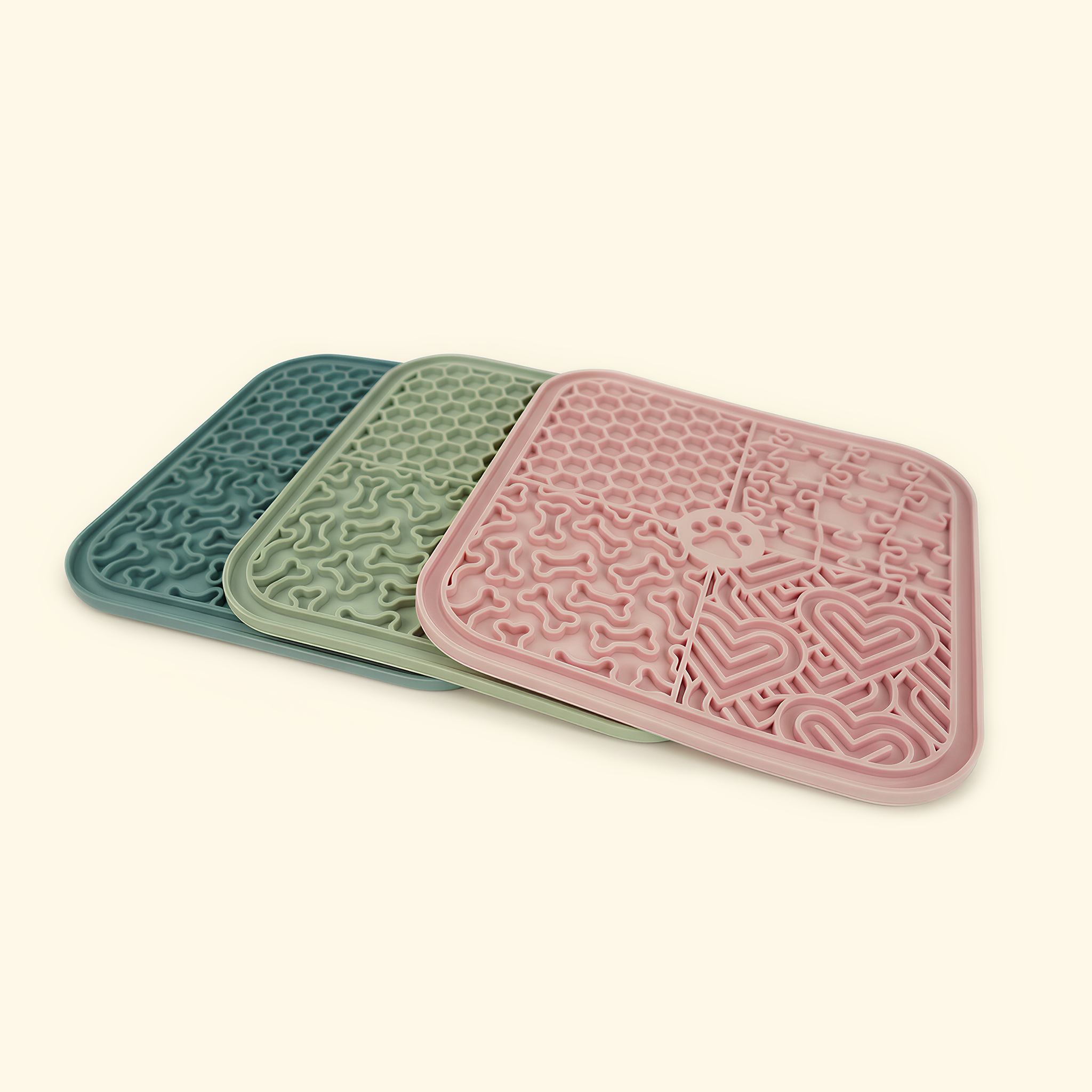 Non-slip suction slow feeder mat for messy eaters