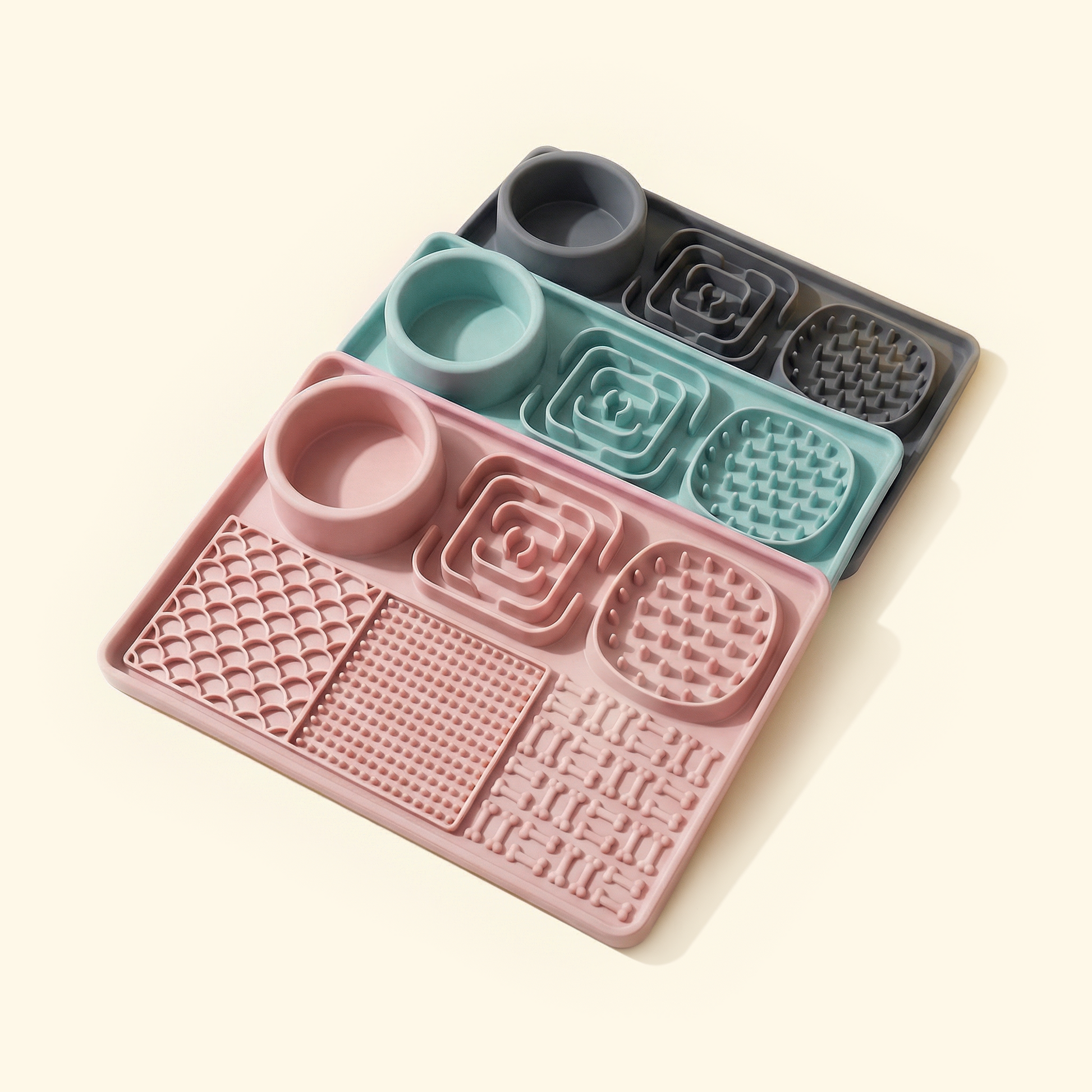 Silicone slow feeder and lick mat for dogs and cats